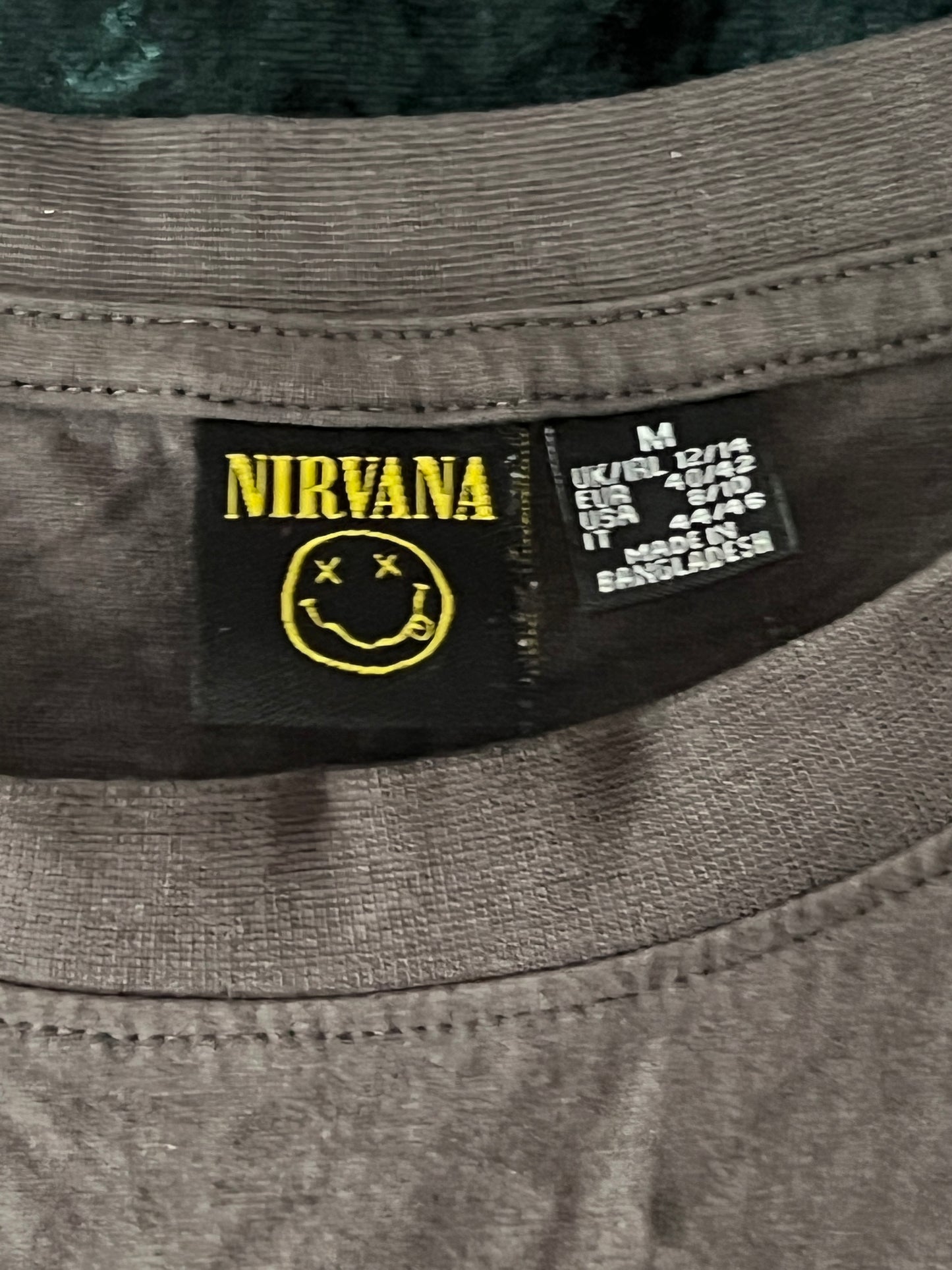Retro Nirvana Classic smiley face grey grunge rock band t shirt M