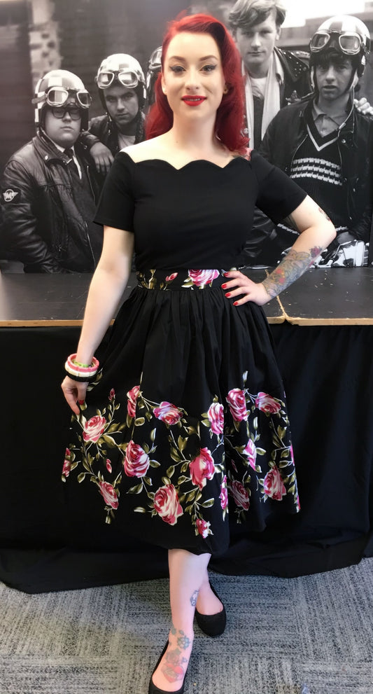 Full dirndl vintage 1950s style skirt black with pink roses border print S to 3XL