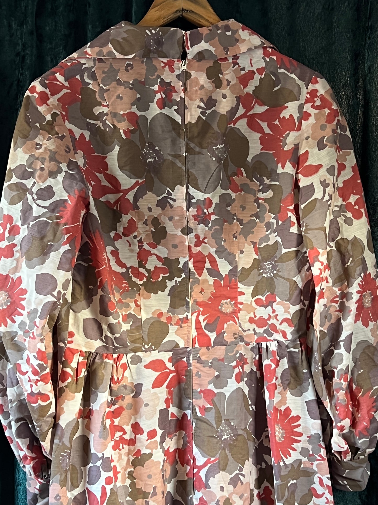 Vintage 1970s floral prairie maxi dress long sleeves matching belt S/M