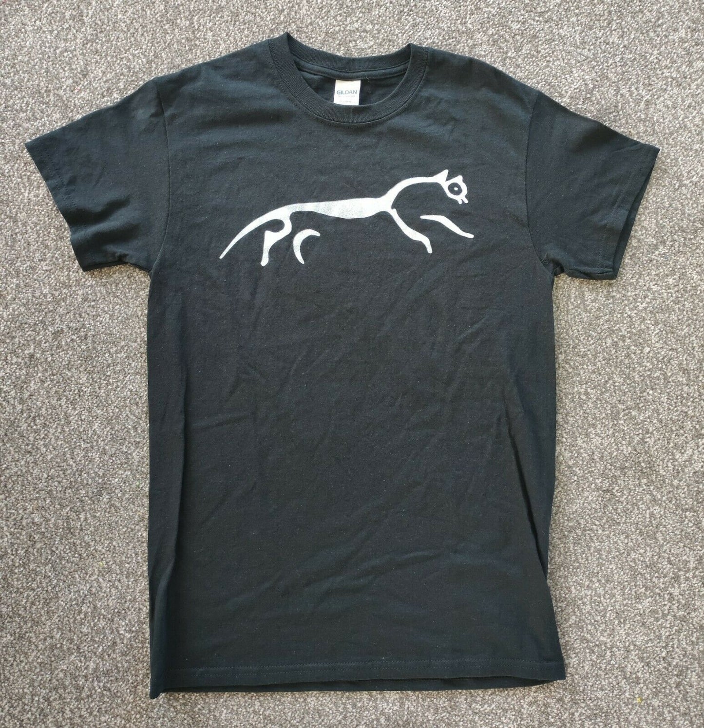 BNWOT Black White Horse Of Uffington T-Shirt Small FOLK/HERITAGE