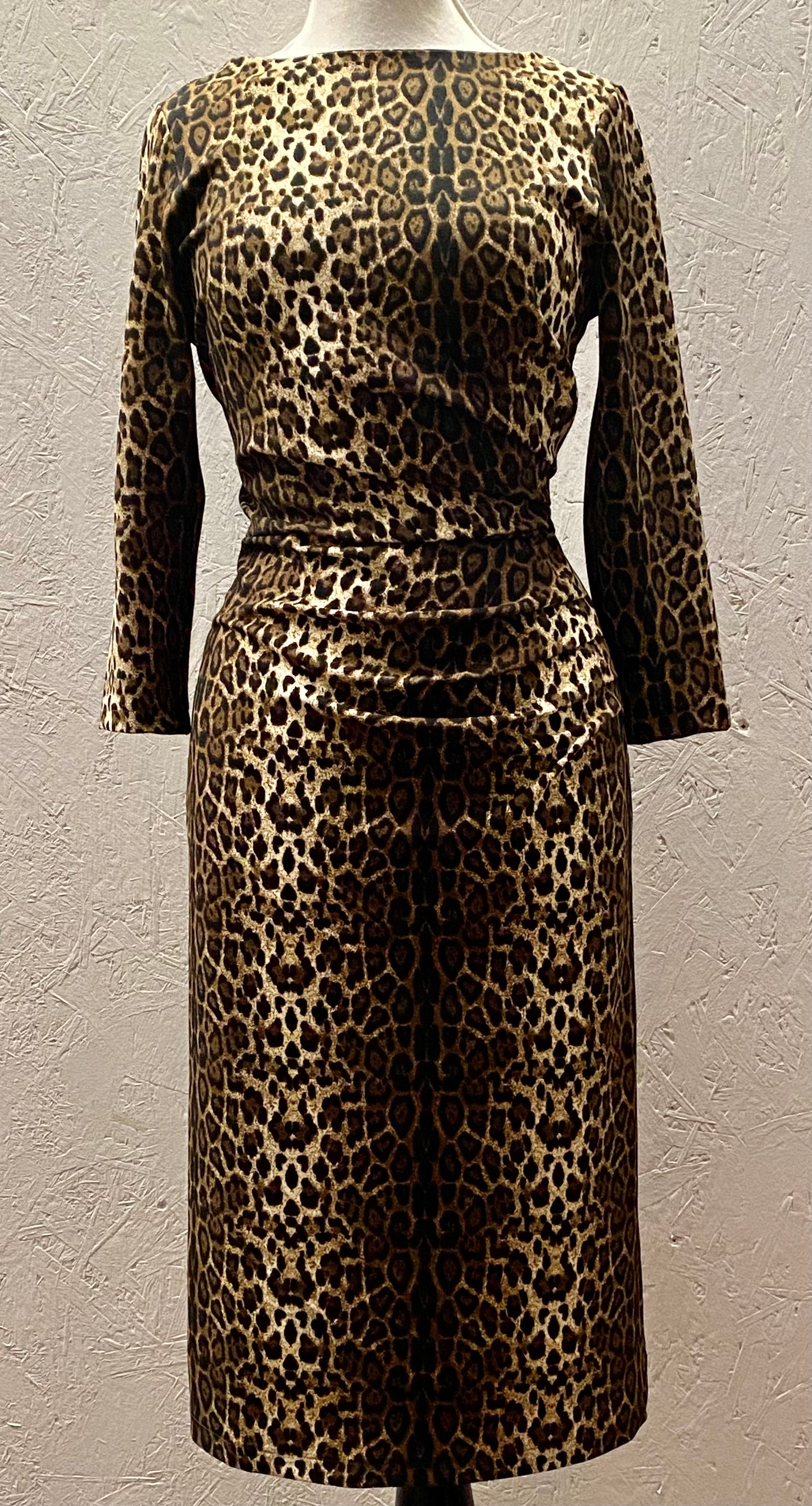 Joan vintage 1950s style wiggle dress in wicked leopard print