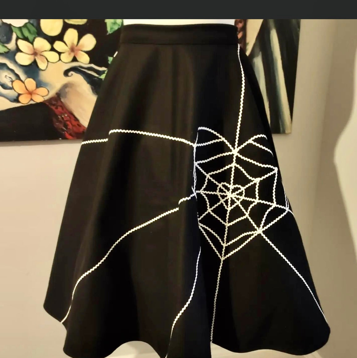 Reproduction vintage 1950s Valentines spiderweb black skirt sz S