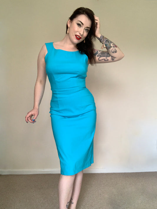 Vintage 1950s, 1960s Mad Men style turquoise stretch wiggle dress
