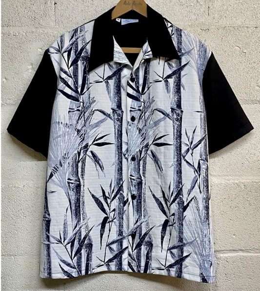 Mans short sleeve shirt with genuine vintage 1950s bamboo print M